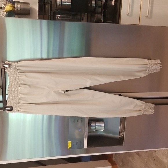 💕TRINA TURK💕 Channel Islands Pant Oyster White Light Beige Neutral Small S NWT - Picture 9 of 12